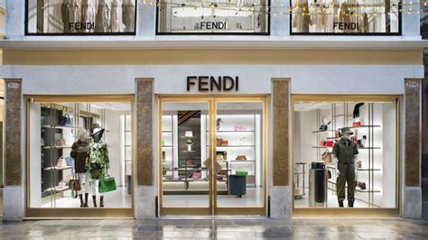 evento fendi venezia|FENDI Palazzo Fendi Venezia Boutique in Venezia, Italy .